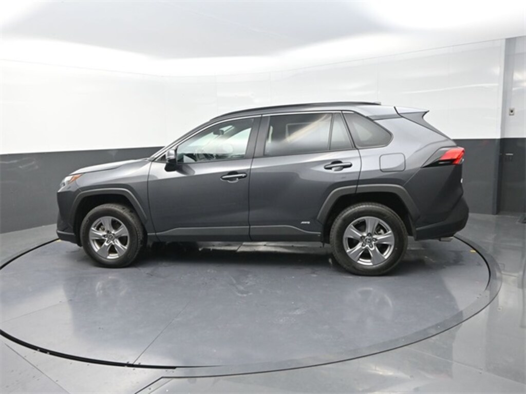 Used 2025 Toyota RAV4 Hybrid XLE SUV
