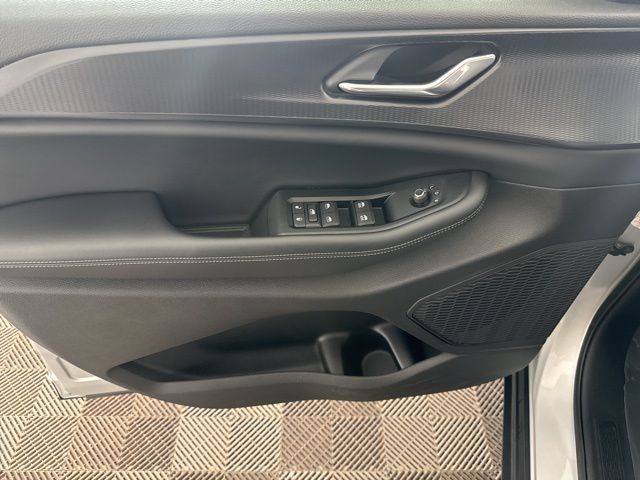 2025 Jeep Grand Cherokee Altitude - Photo 23