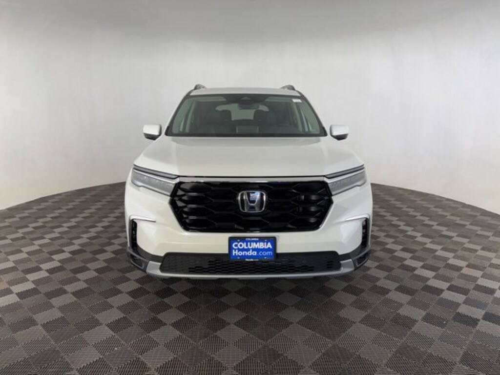 Certified 2025 Honda Pilot Touring SUV