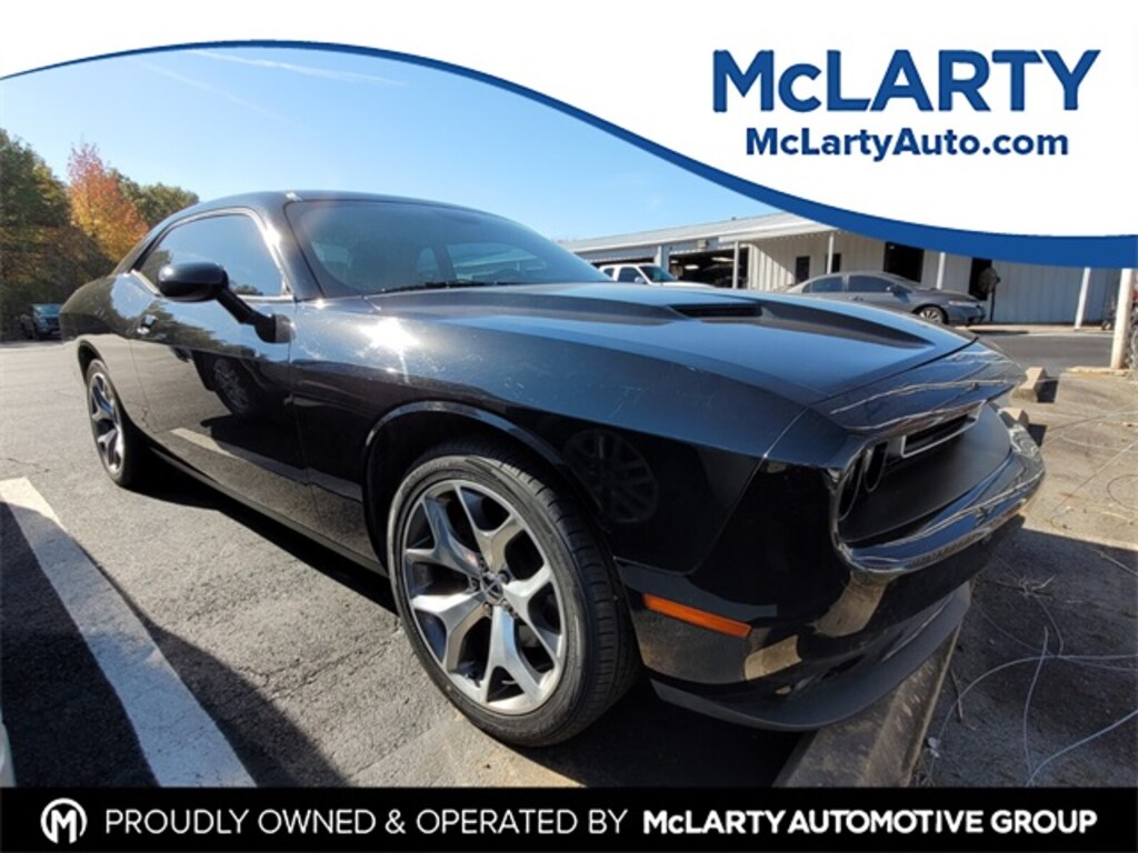 Used 2016 Dodge Challenger SXT Coupe