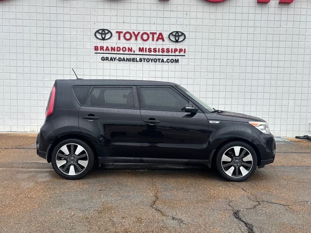 Used 2016 Kia Soul ! FWD Hatchback