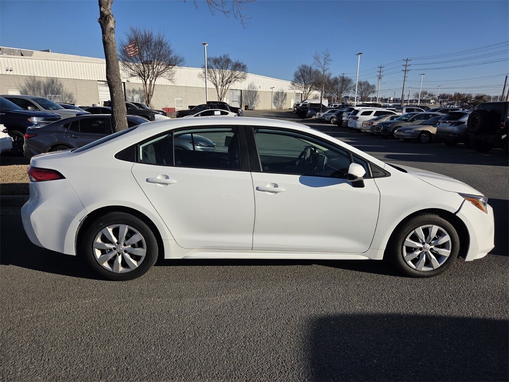 Used 2020 Toyota Corolla LE Sedan