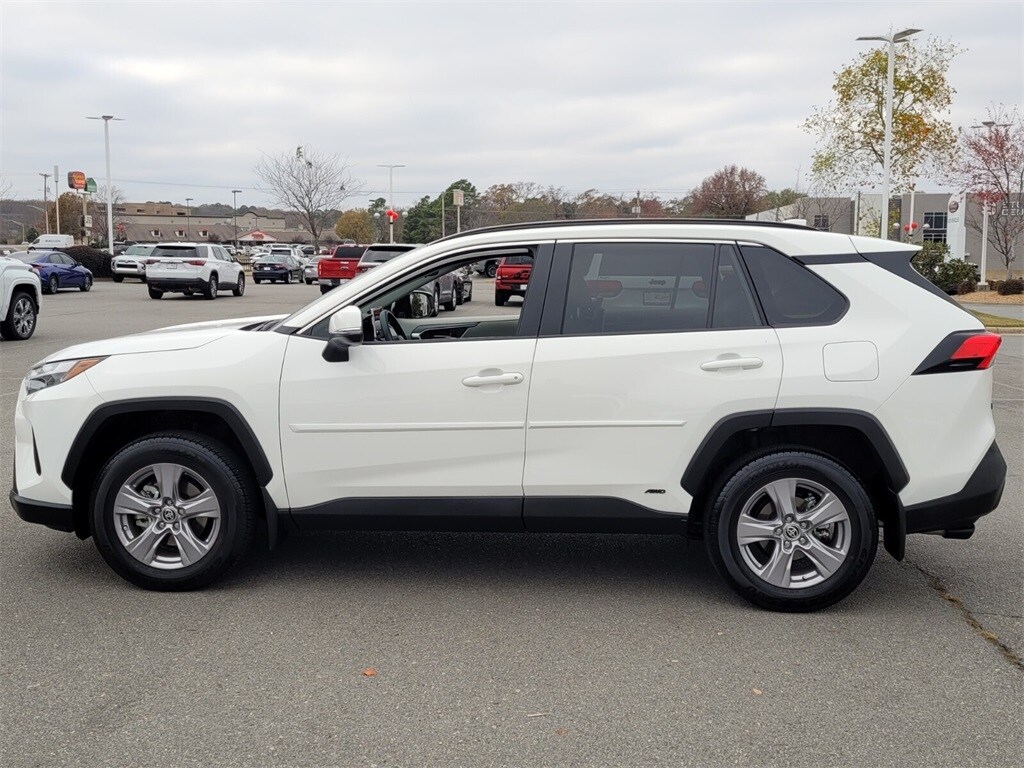 Used 2025 Toyota RAV4 Hybrid XLE SUV