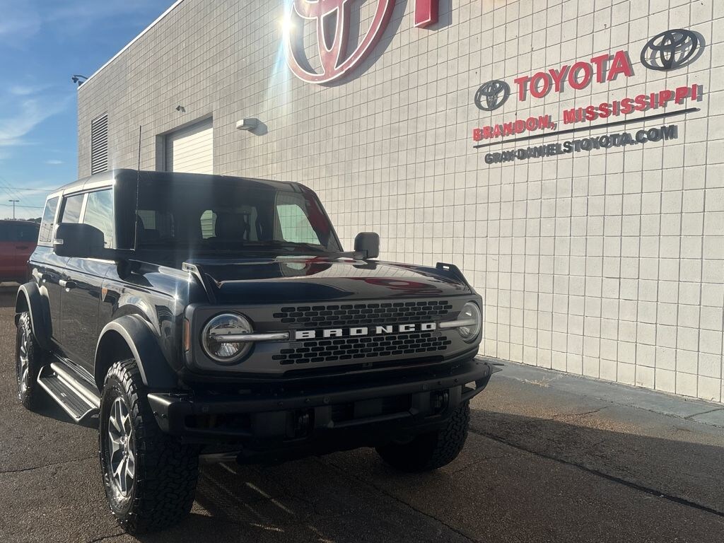 Used 2024 Ford Bronco Badlands SUV
