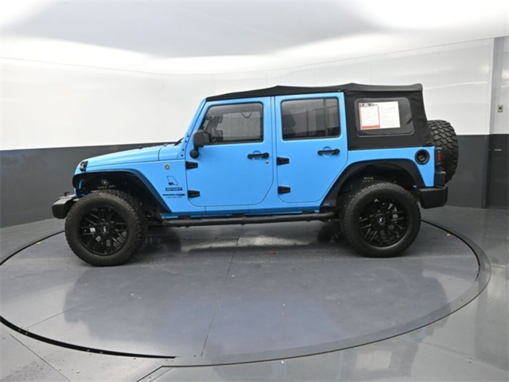 Used 2018 Jeep Wrangler JK Unlimited Sport 4x4 SUV
