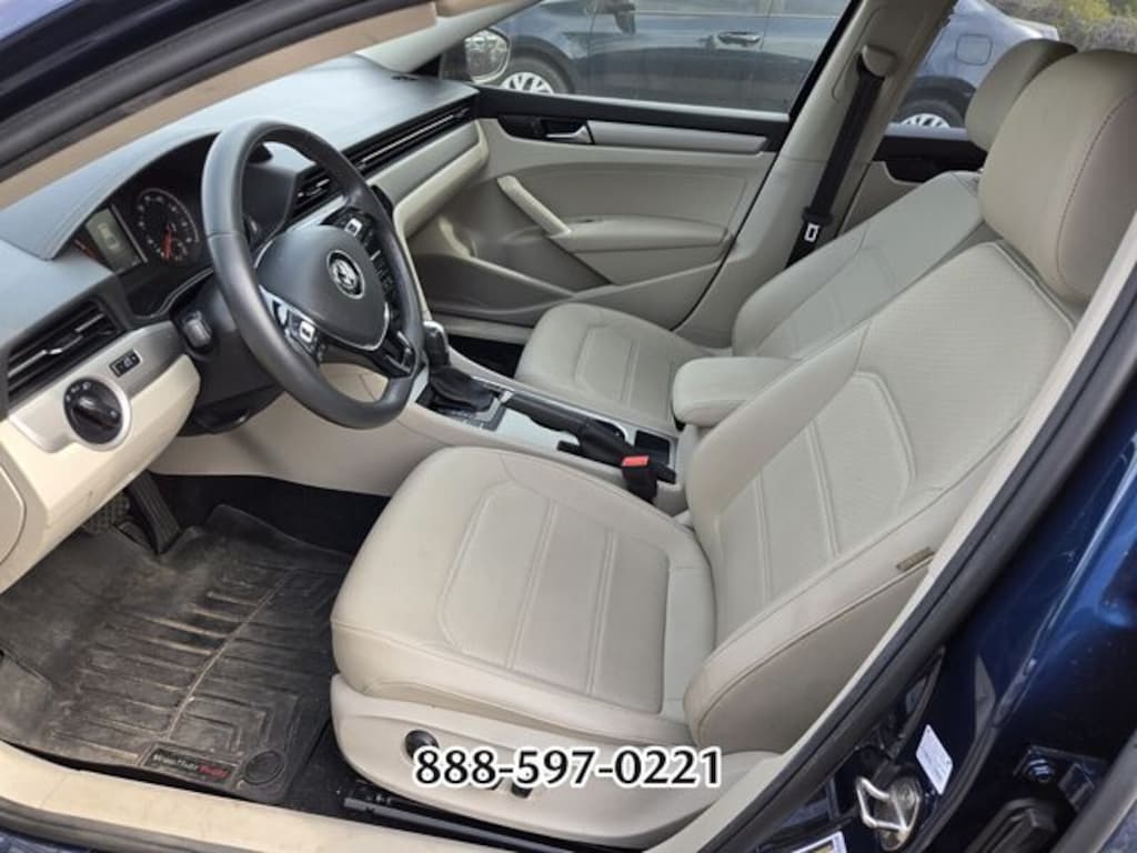 Used 2022 Volkswagen Passat 2.0T SE Sedan