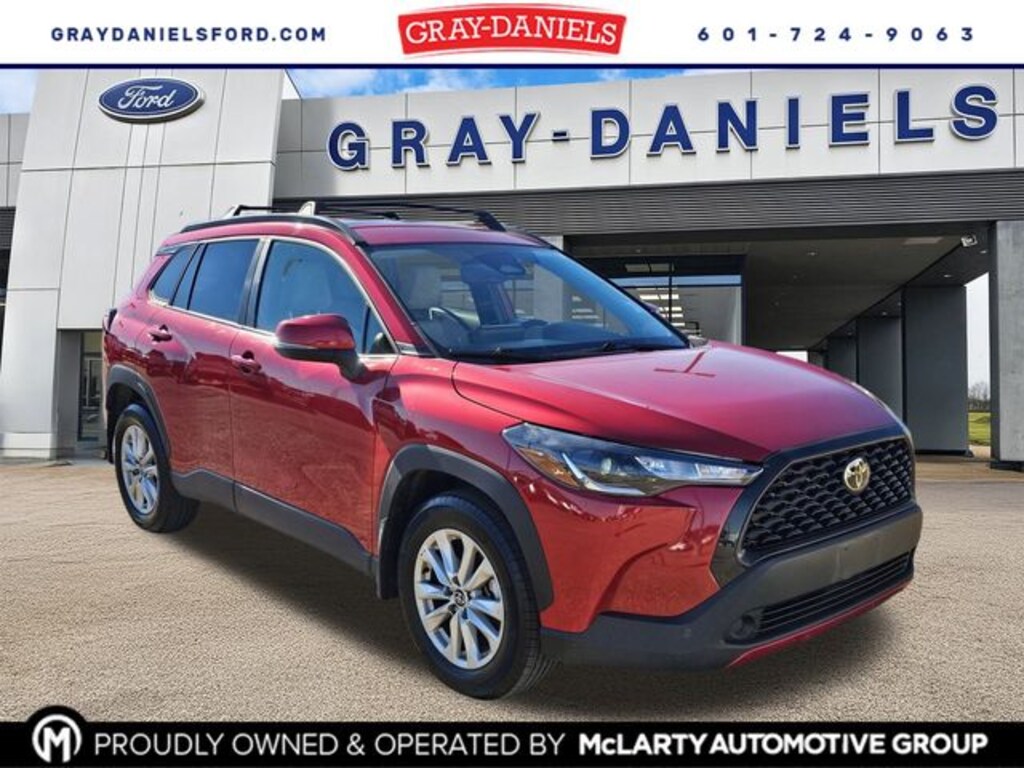 Used 2024 Toyota Corolla Cross LE SUV