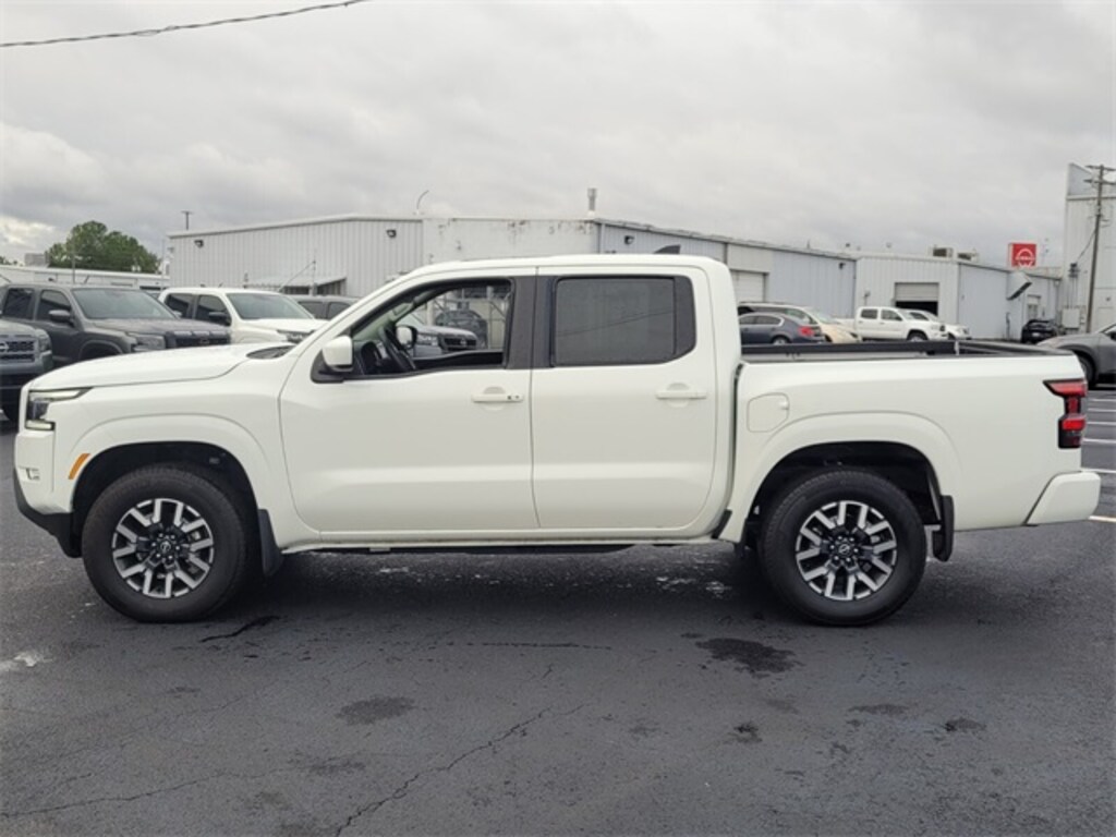 Used 2024 Nissan Frontier SL Truck Crew Cab