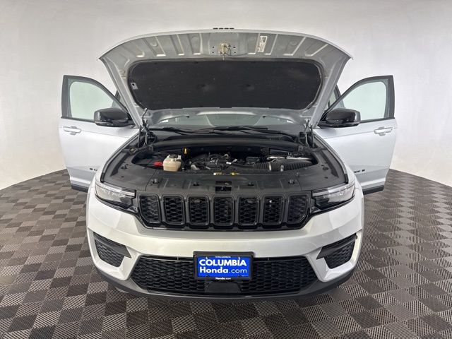 2025 Jeep Grand Cherokee Altitude - Photo 15