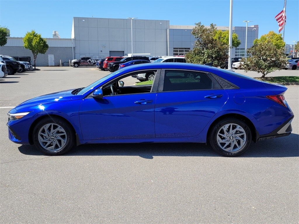 Used 2024 Hyundai Elantra SEL Sedan