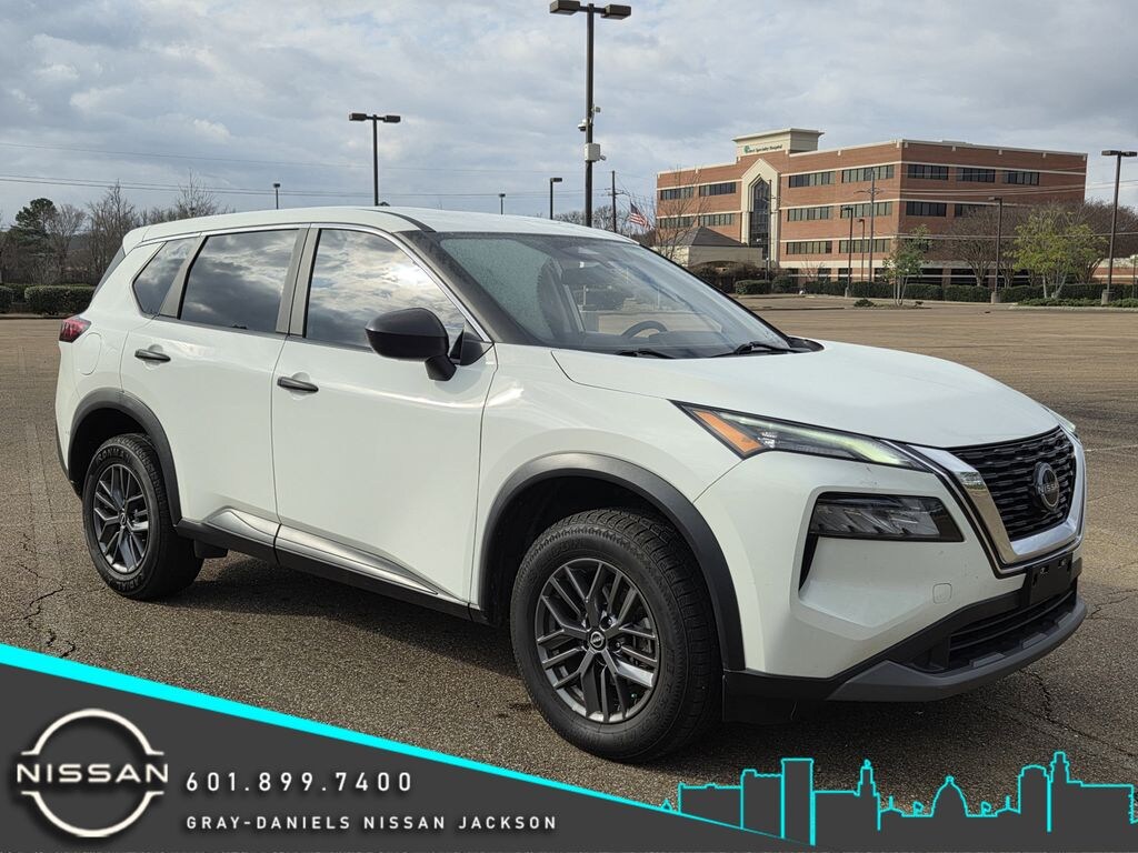 Used 2023 Nissan Rogue S SUV