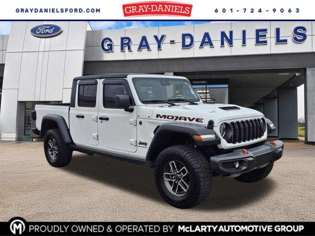 Used 2024 Jeep Gladiator Mojave Truck Crew Cab