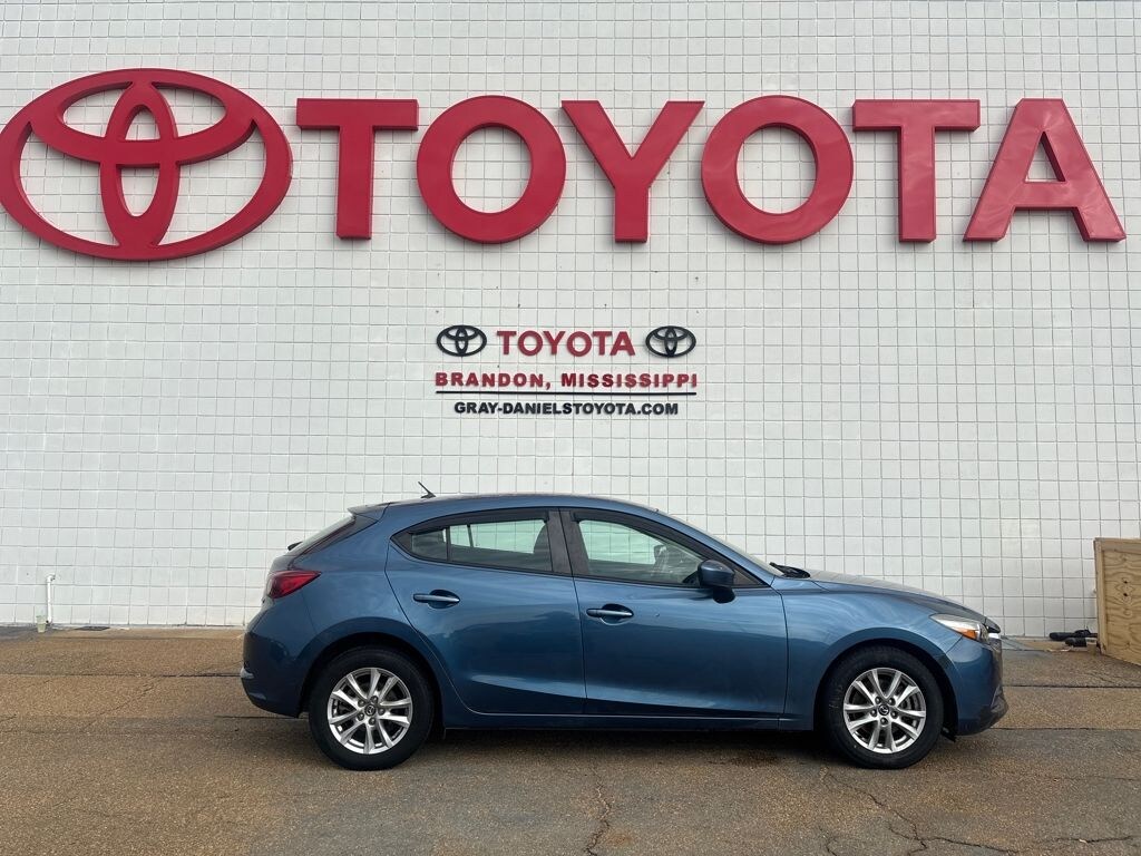 Used 2017 Mazda Mazda3 Sport Hatchback
