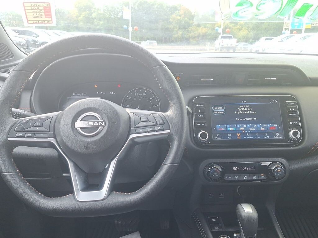 Used 2024 Nissan Kicks SR SUV