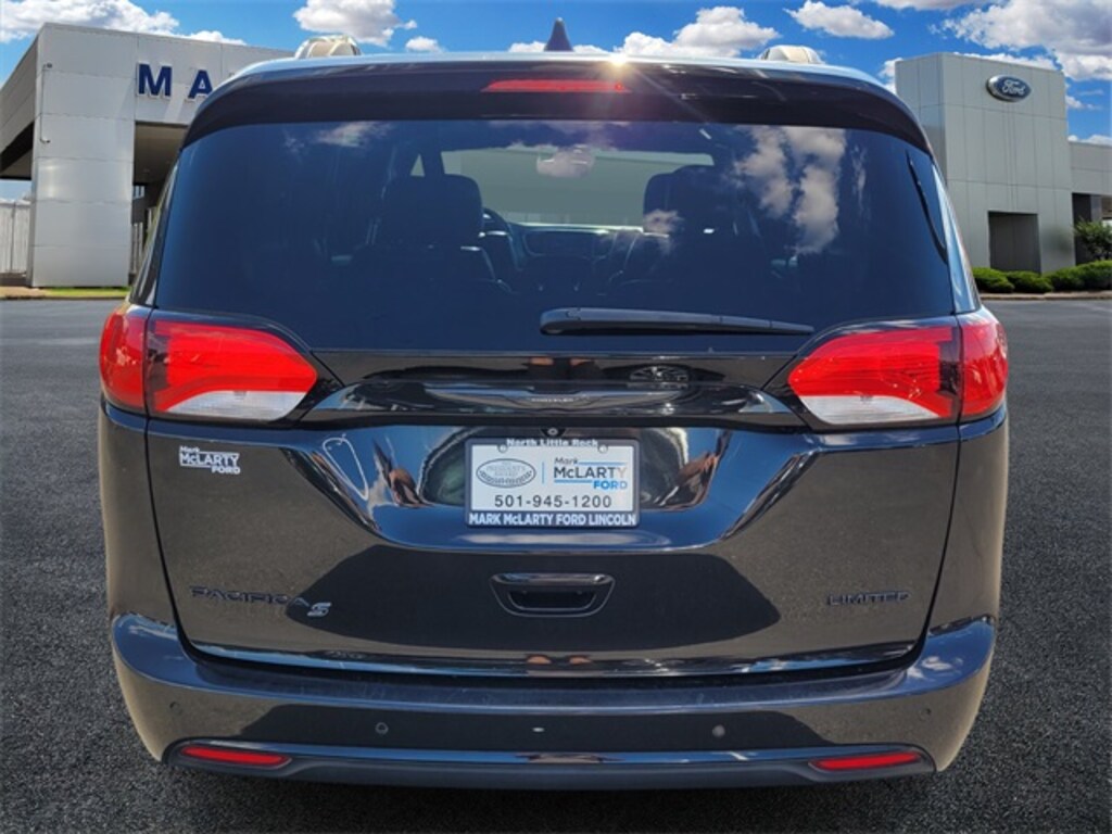 Used 2019 Chrysler Pacifica Limited Van Passenger Van