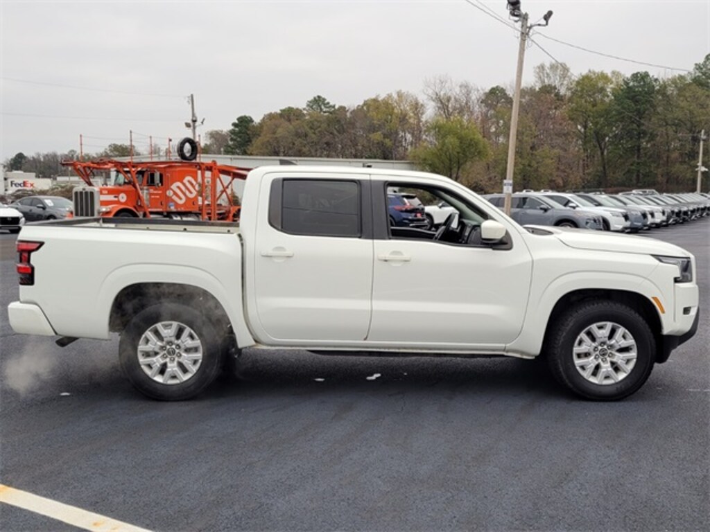 Used 2022 Nissan Frontier SV Truck Crew Cab