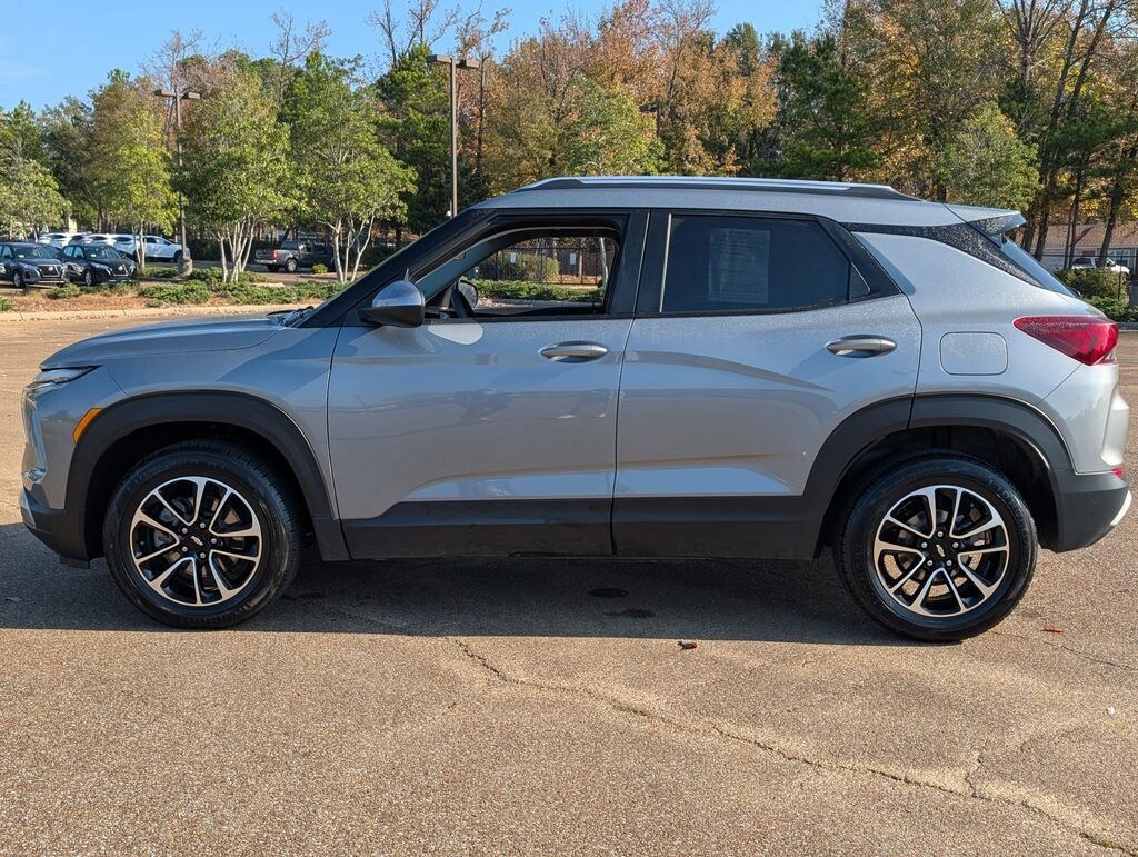 Used 2024 Chevrolet Trailblazer LT SUV