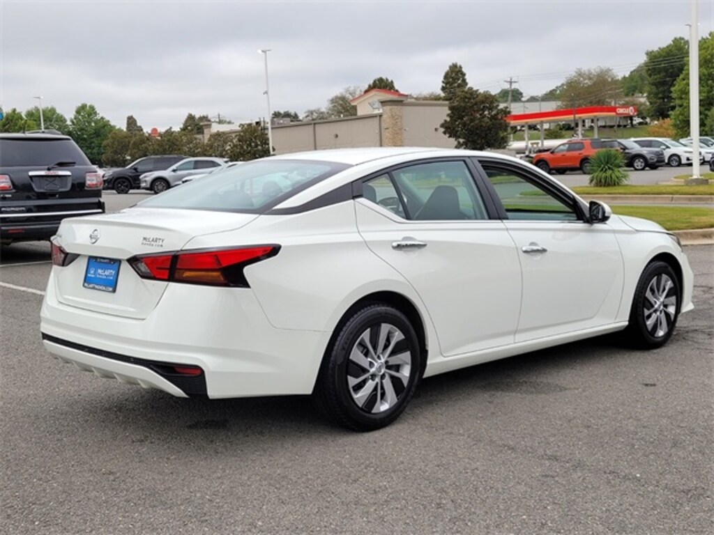 Used 2022 Nissan Altima 2.5 S Sedan