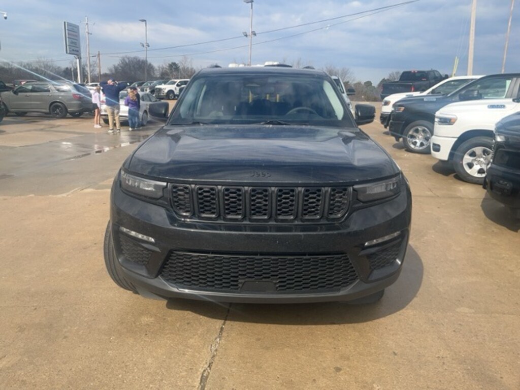 Used 2023 Jeep Grand Cherokee Limited SUV