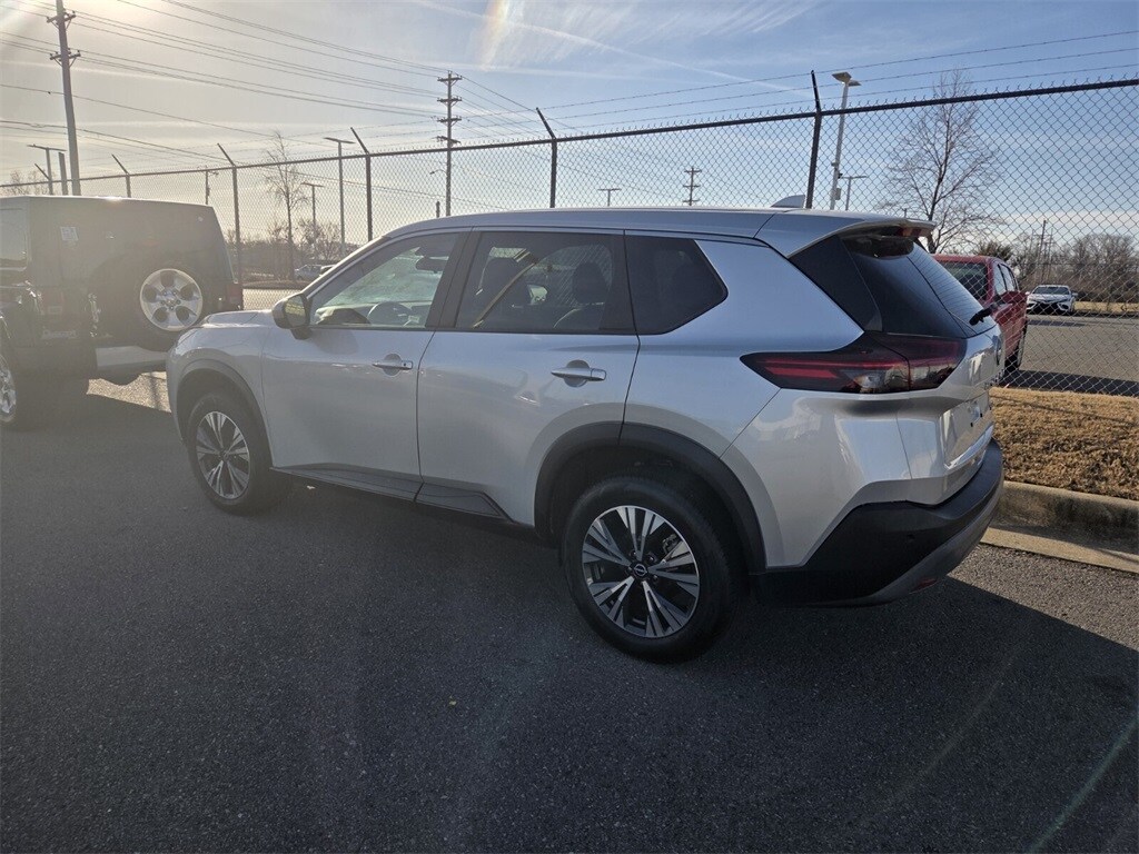 Used 2023 Nissan Rogue SV SUV