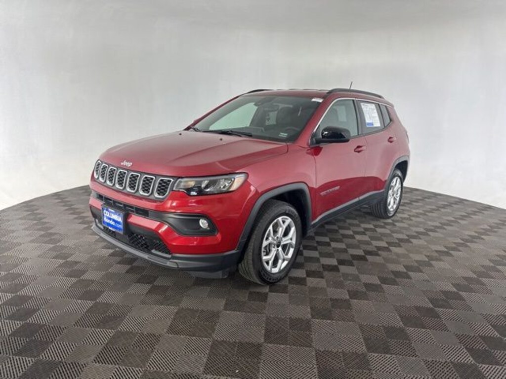 Used 2025 Jeep Compass Latitude SUV