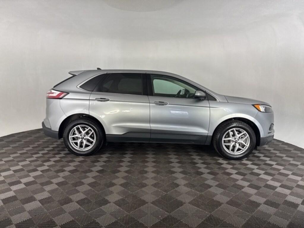 Used 2024 Ford Edge SUV