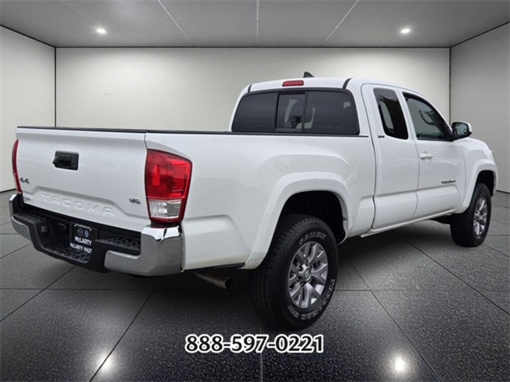 Used 2017 Toyota Tacoma Truck Access Cab