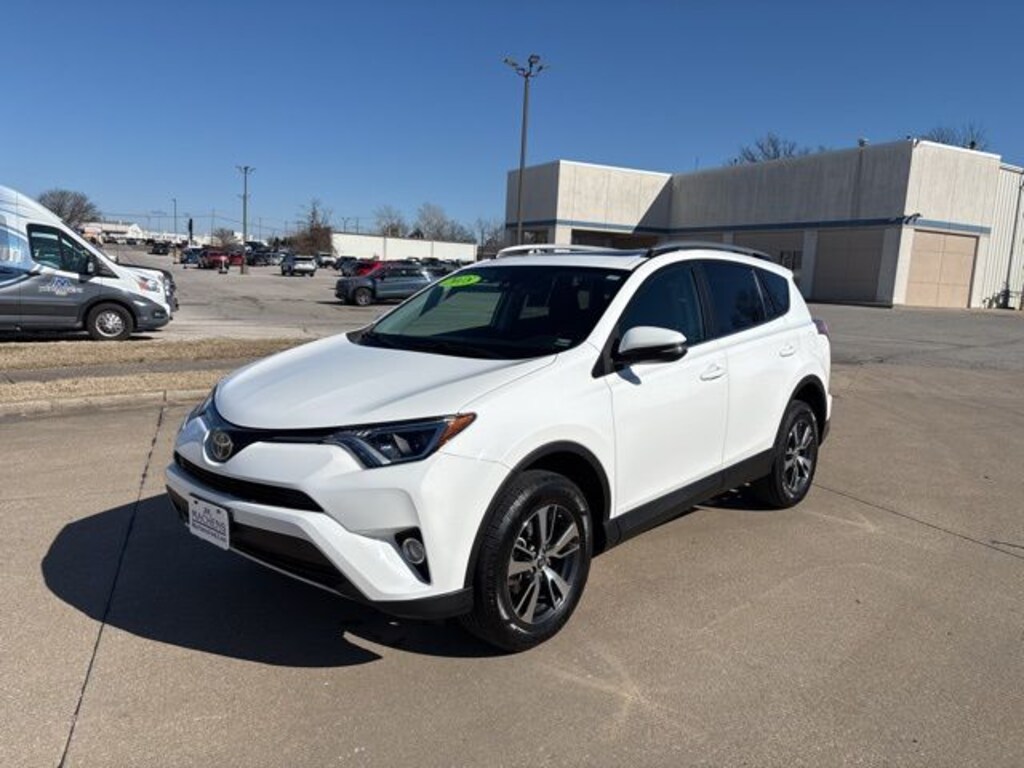 Used 2018 Toyota RAV4 XLE SUV