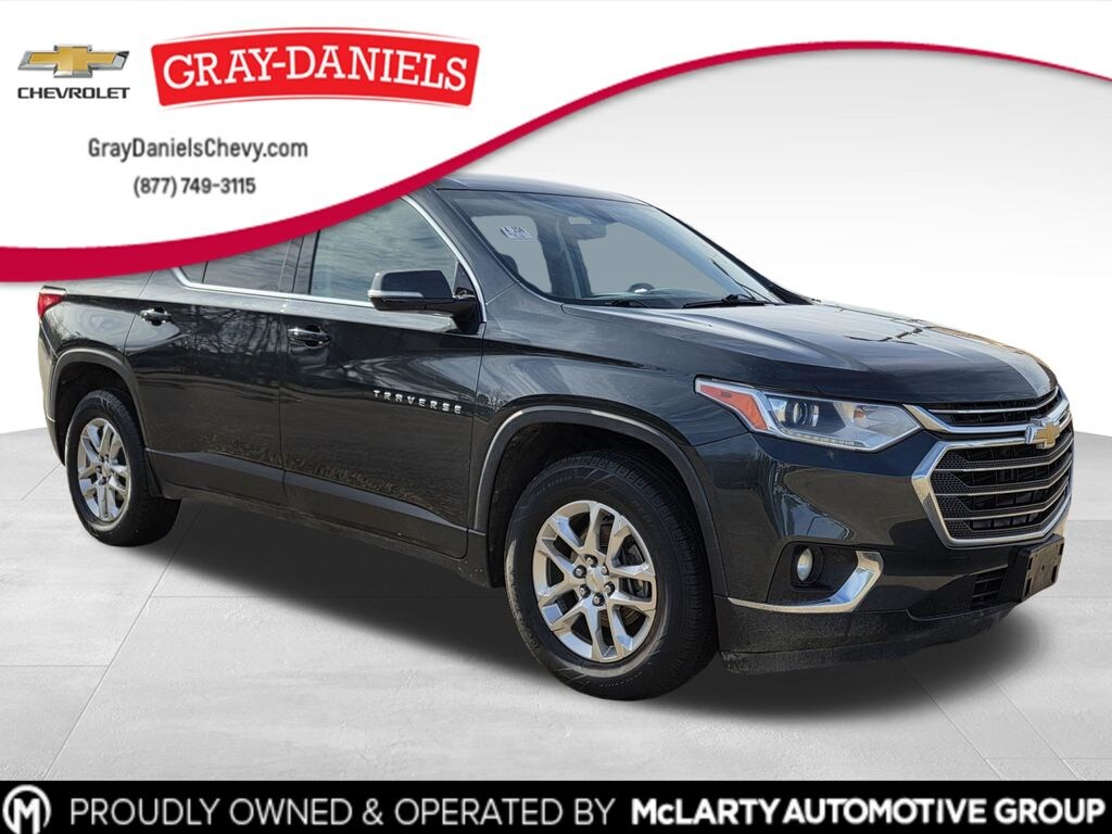 Used 2018 Chevrolet Traverse LT Cloth w/1LT SUV