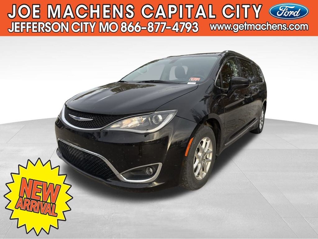 Used 2020 Chrysler Pacifica Touring L Van Passenger Van