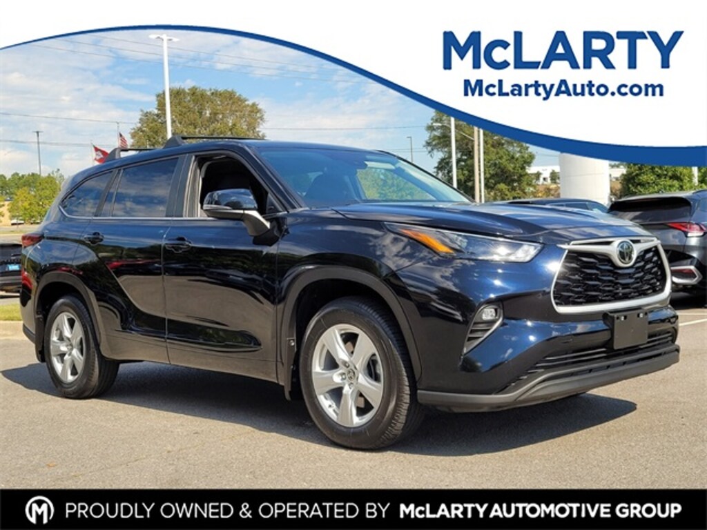 Used 2023 Toyota Highlander L SUV