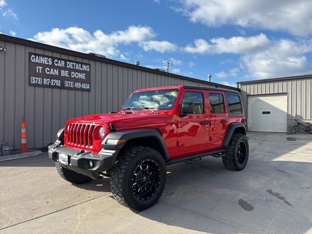 2018 Jeep Wrangler Unlimited Sport S photo 2