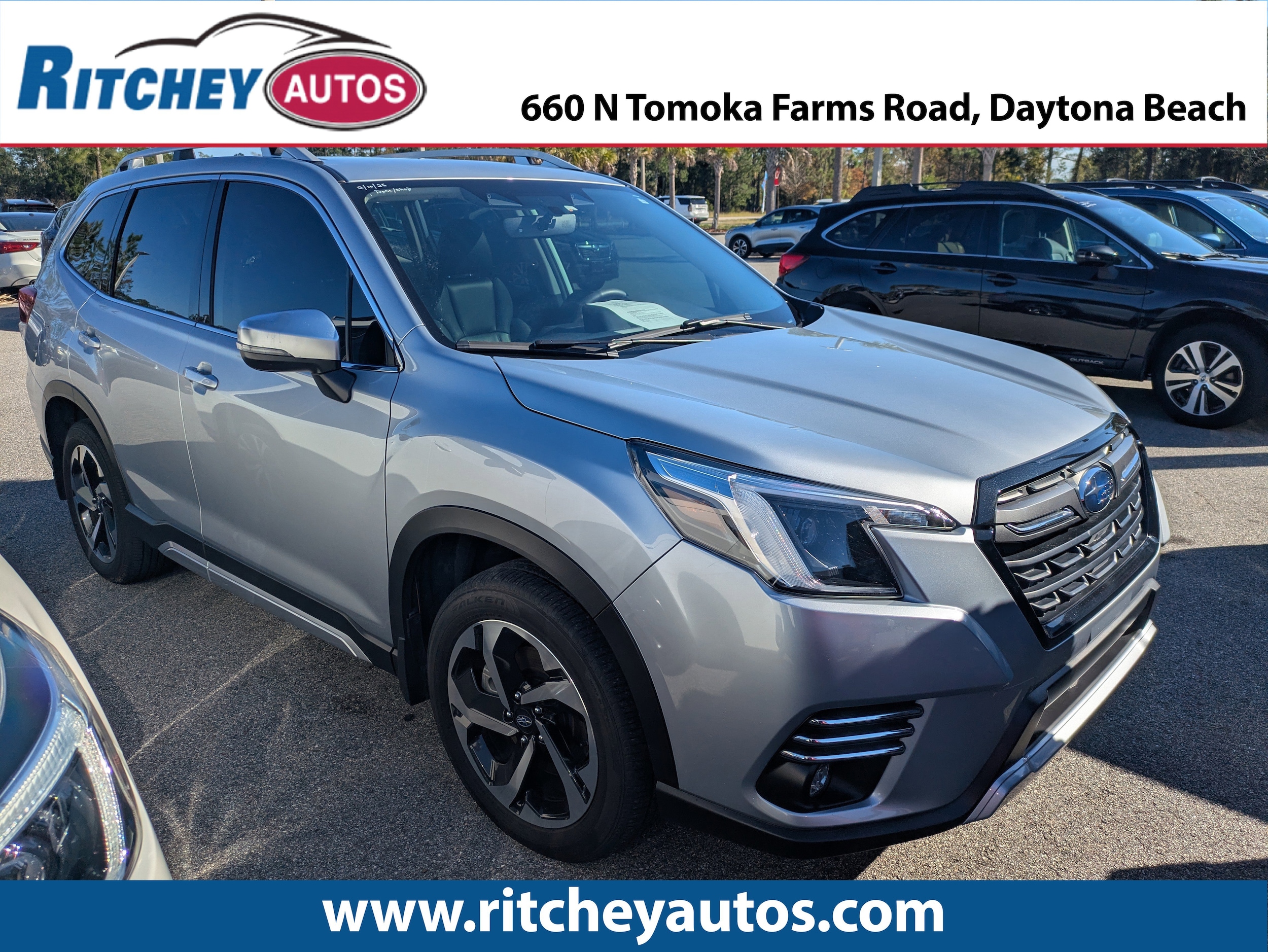 2023 Subaru Forester Touring's photo