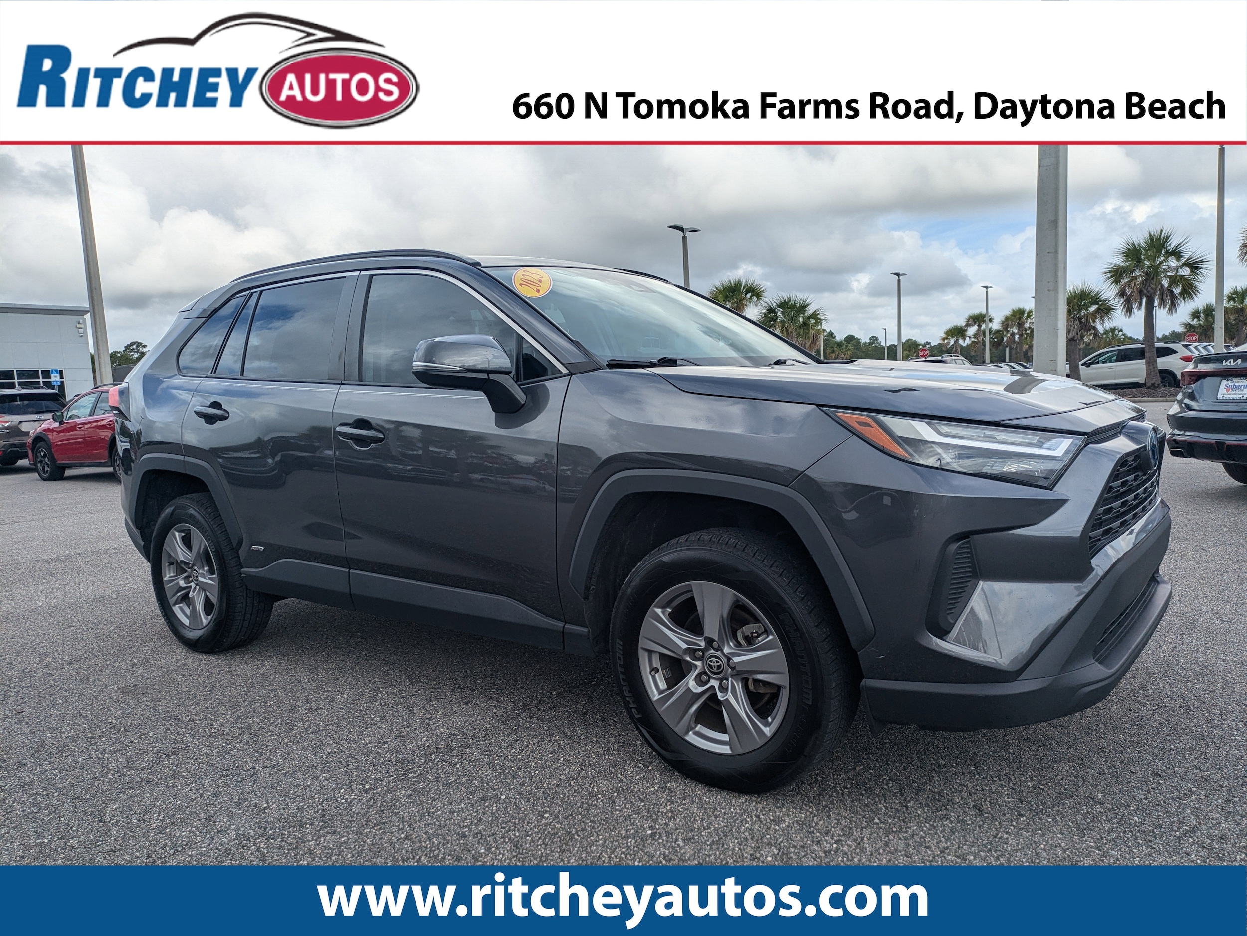 2022 Toyota RAV4 XLE