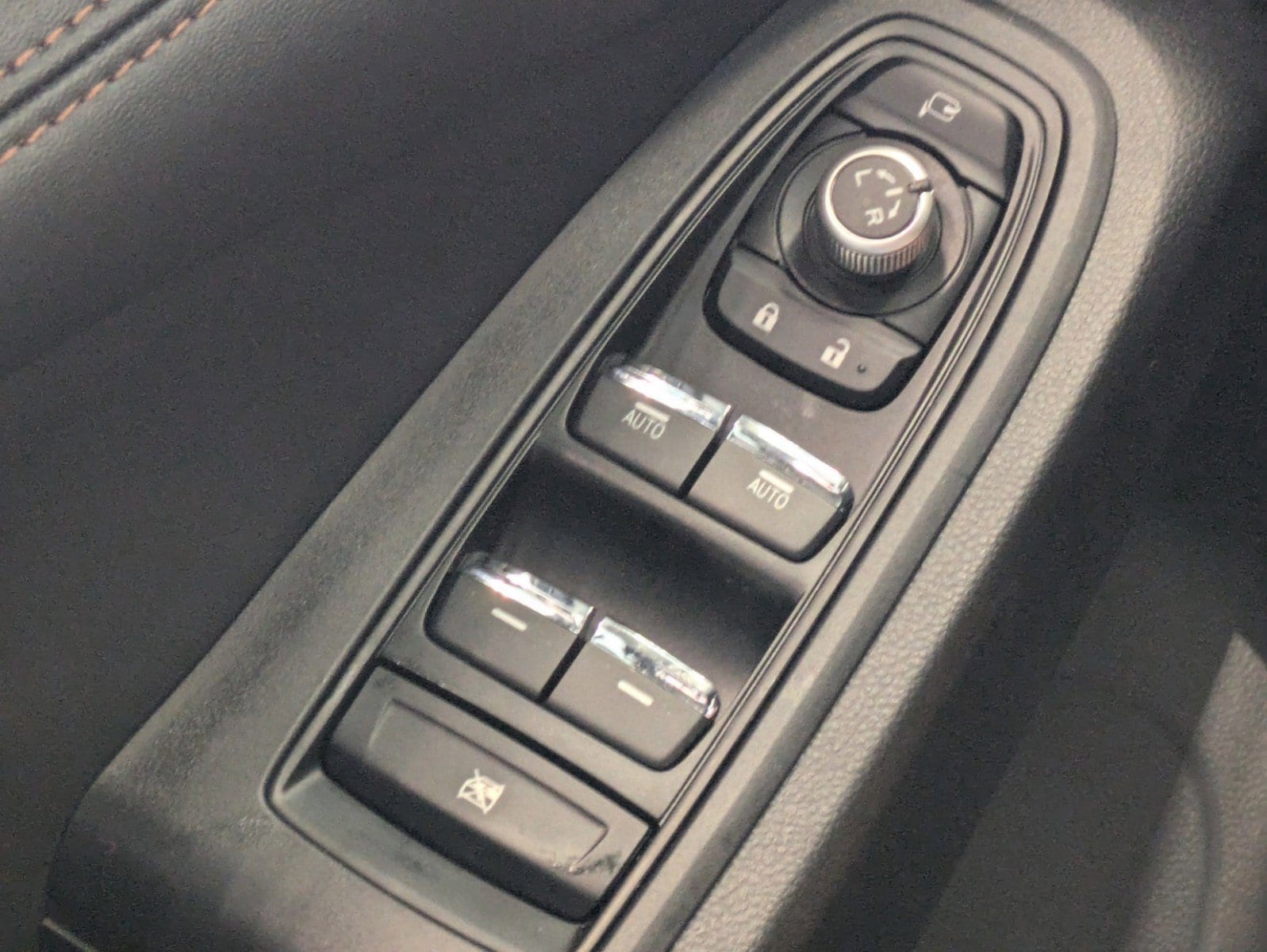 2025 Subaru Ascent Bronze Edition - Photo 16