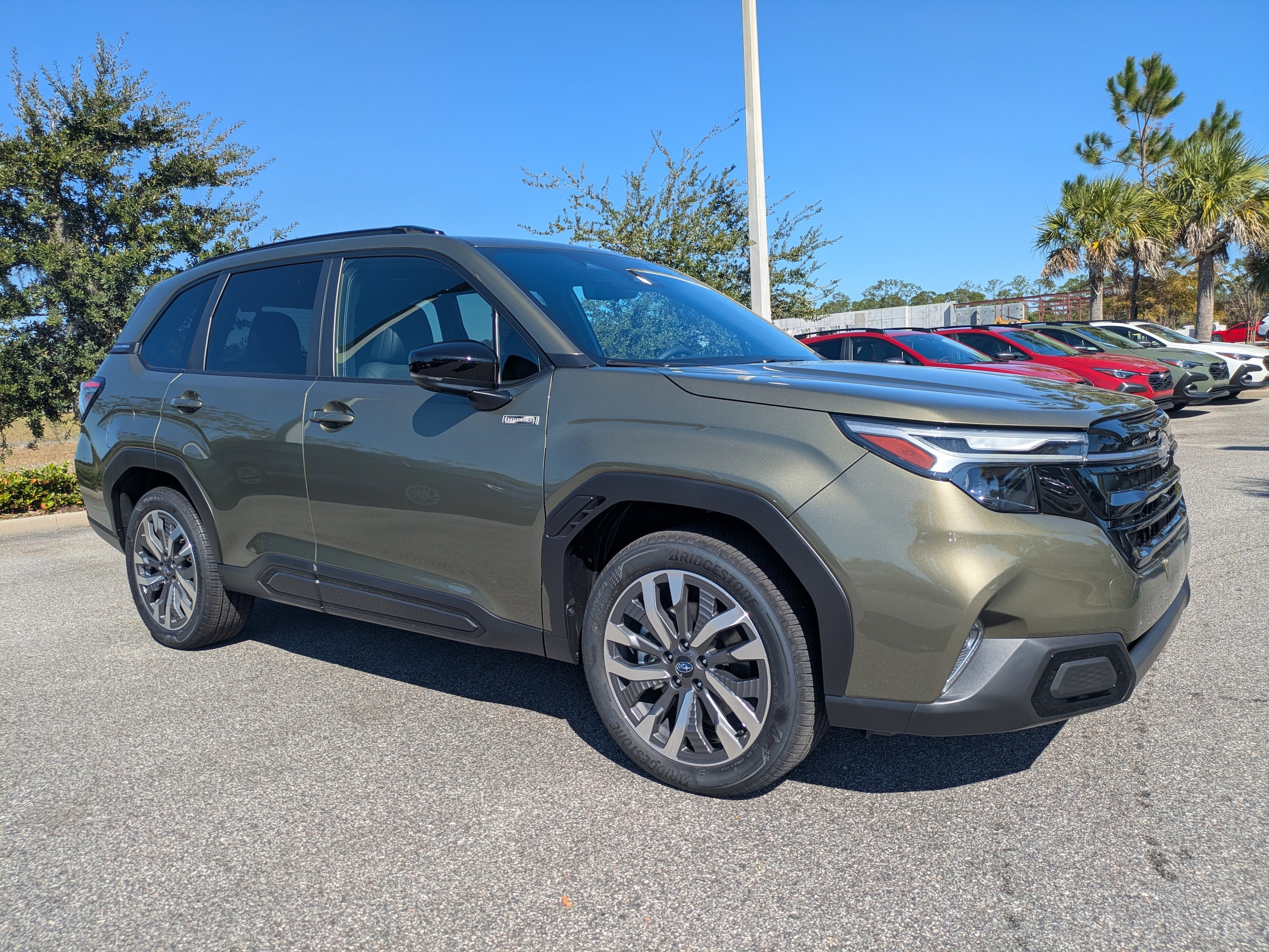 2025 Subaru Forester Touring's photo