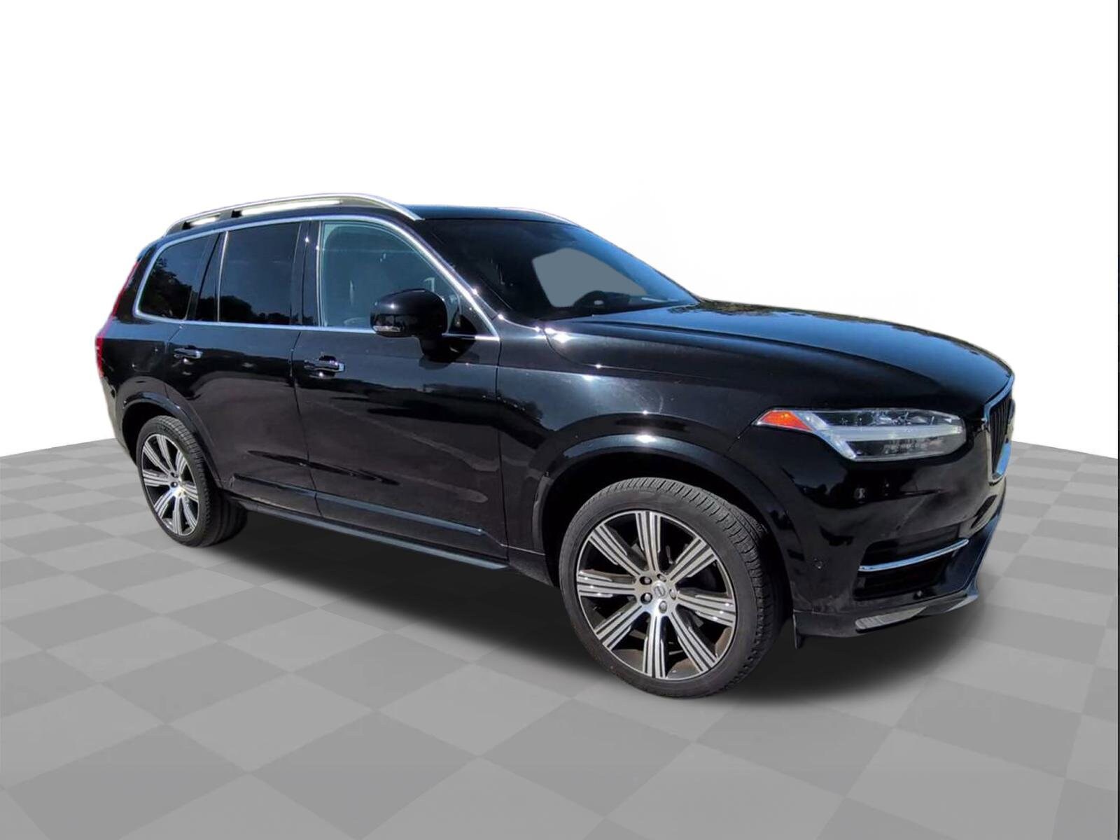 2018 Volvo XC90 Momentum T6 photo 2