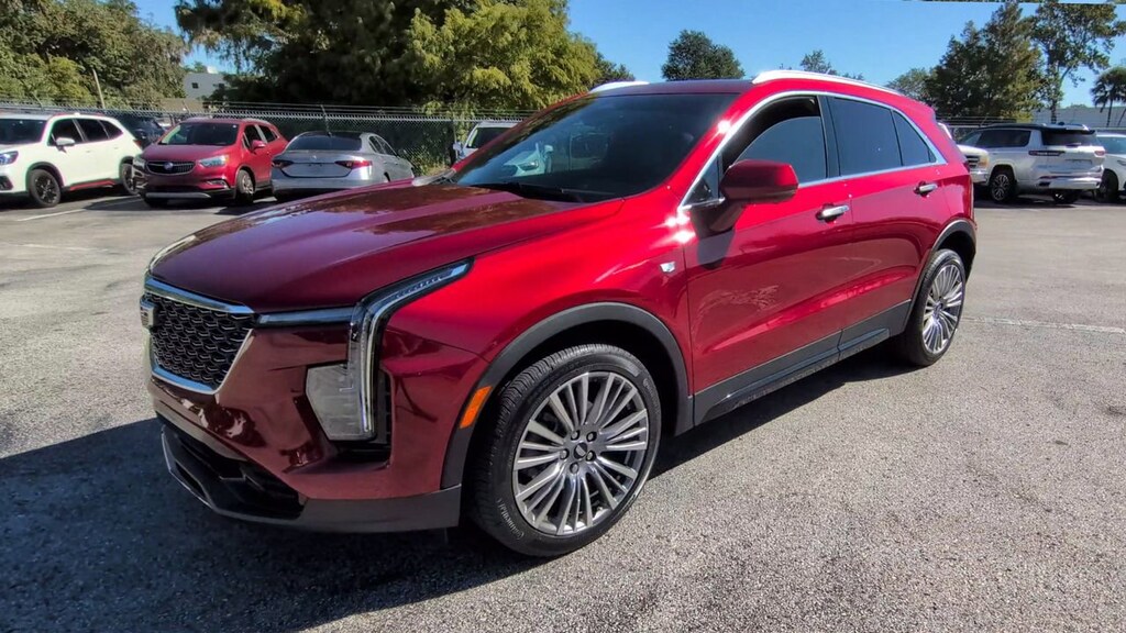 Used 2025 Cadillac XT4 FWD Premium Luxury FWD  Premium Luxury