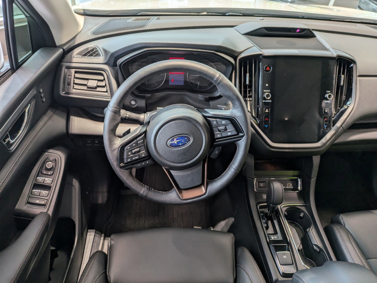 2025 Subaru Ascent Bronze Edition - Photo 12