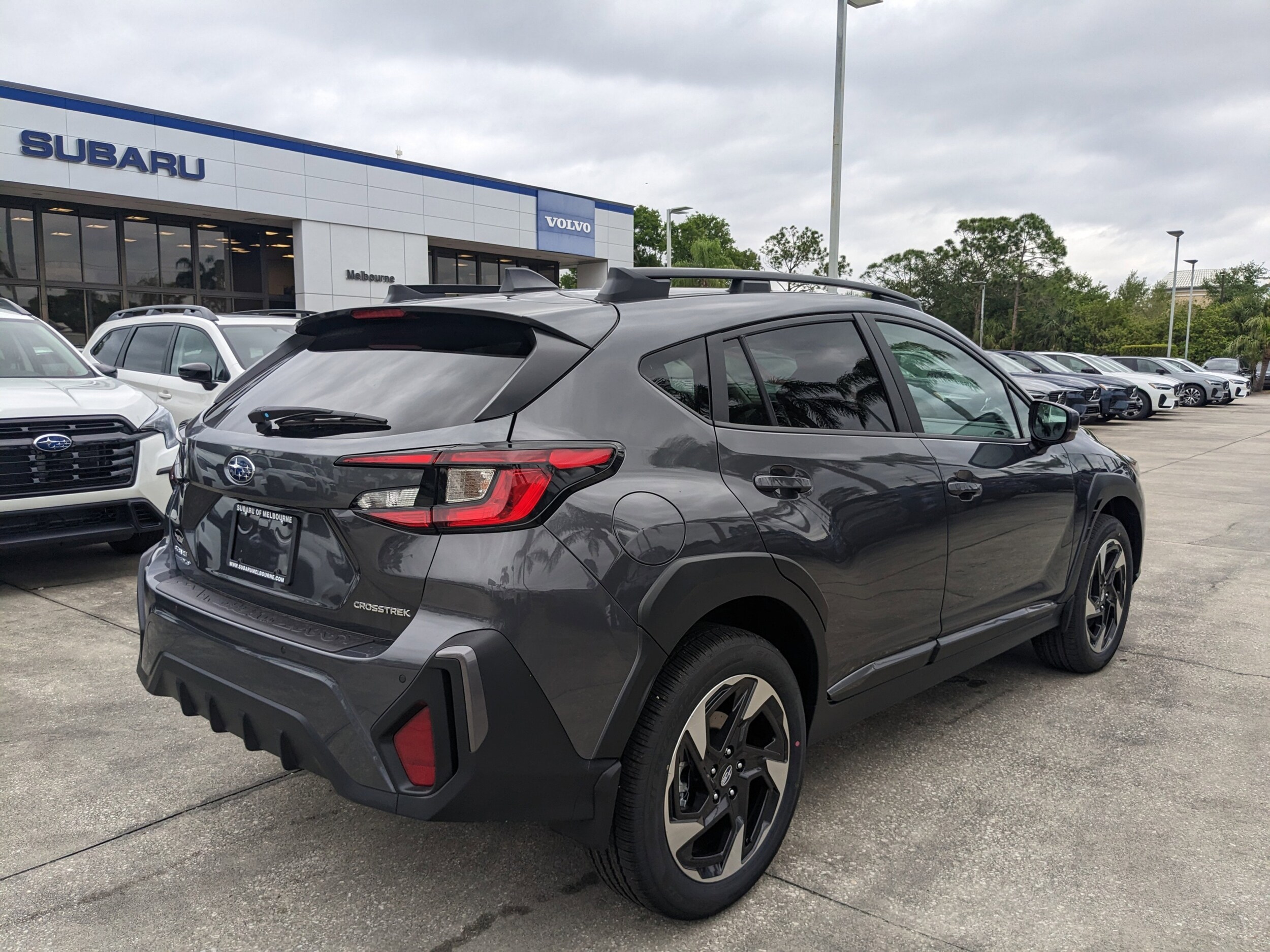 2025 Subaru Crosstrek Limited photo 4