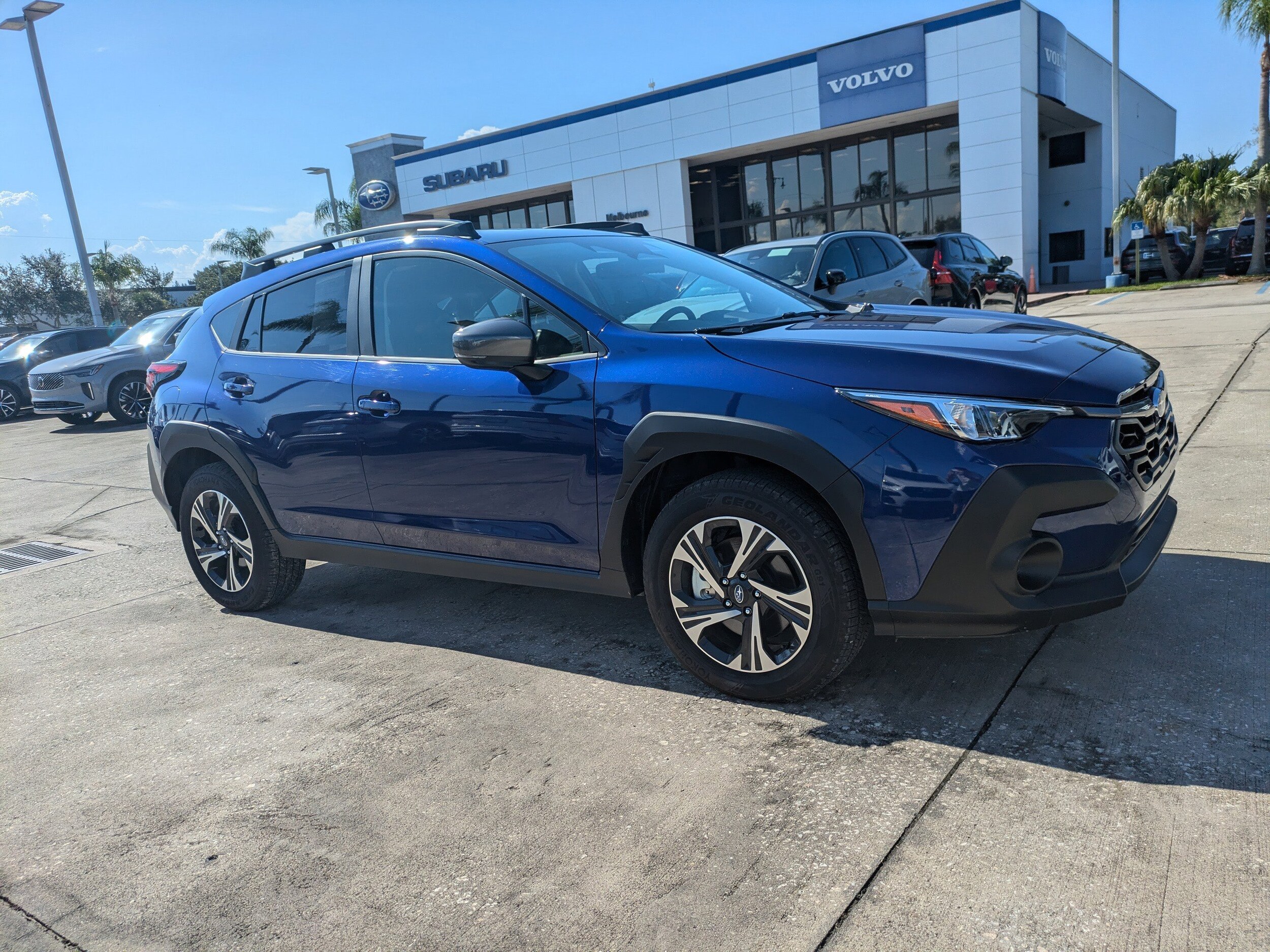 2025 Subaru Crosstrek Premium photo 2