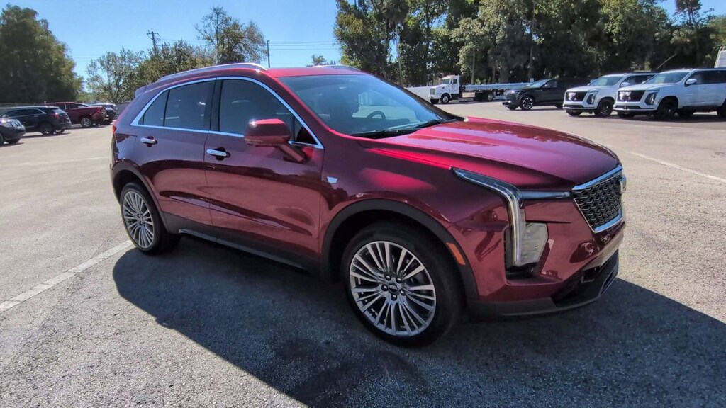 Used 2025 Cadillac XT4 FWD Premium Luxury FWD  Premium Luxury