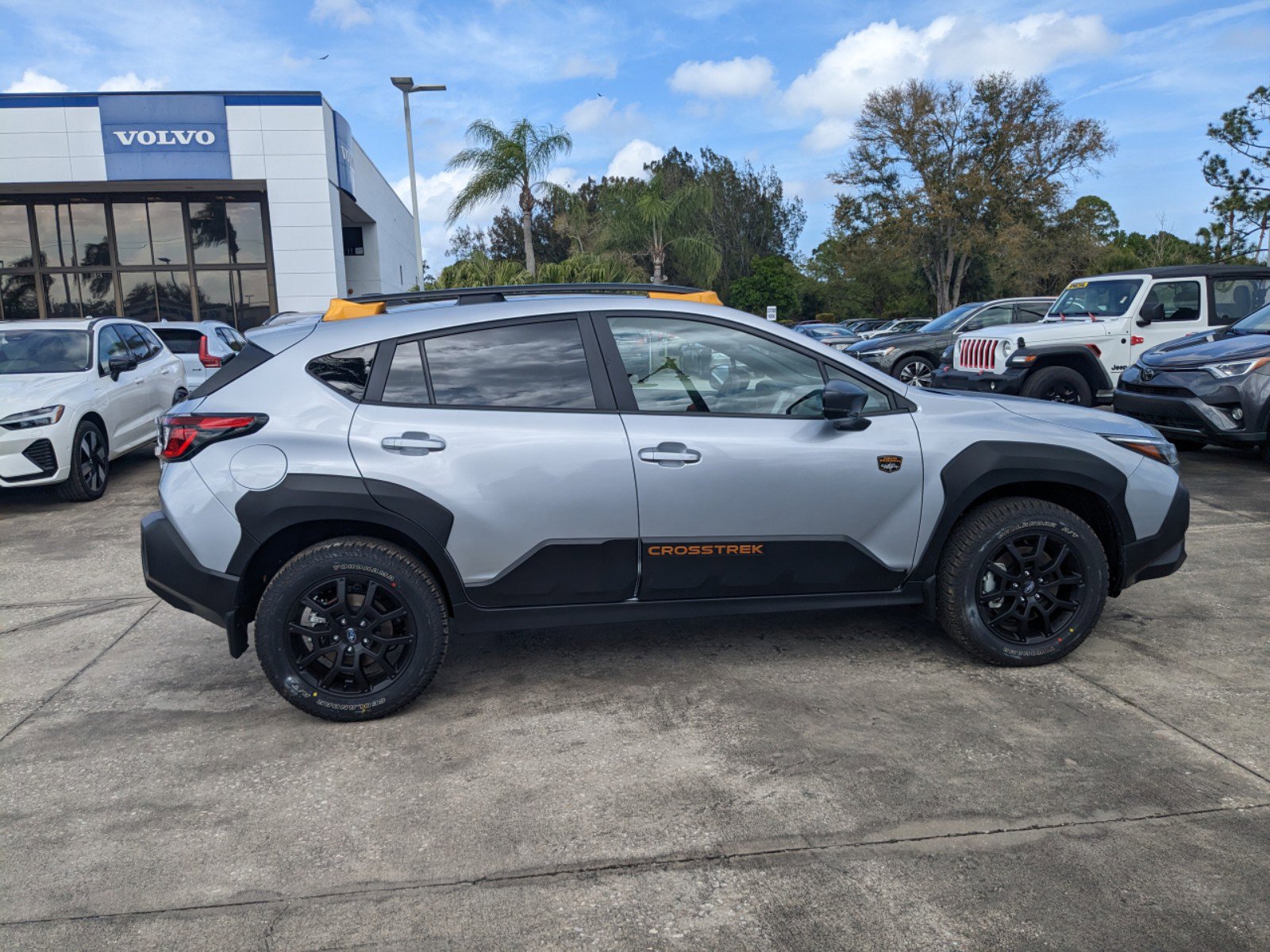 2025 Subaru Crosstrek Wilderness photo 2