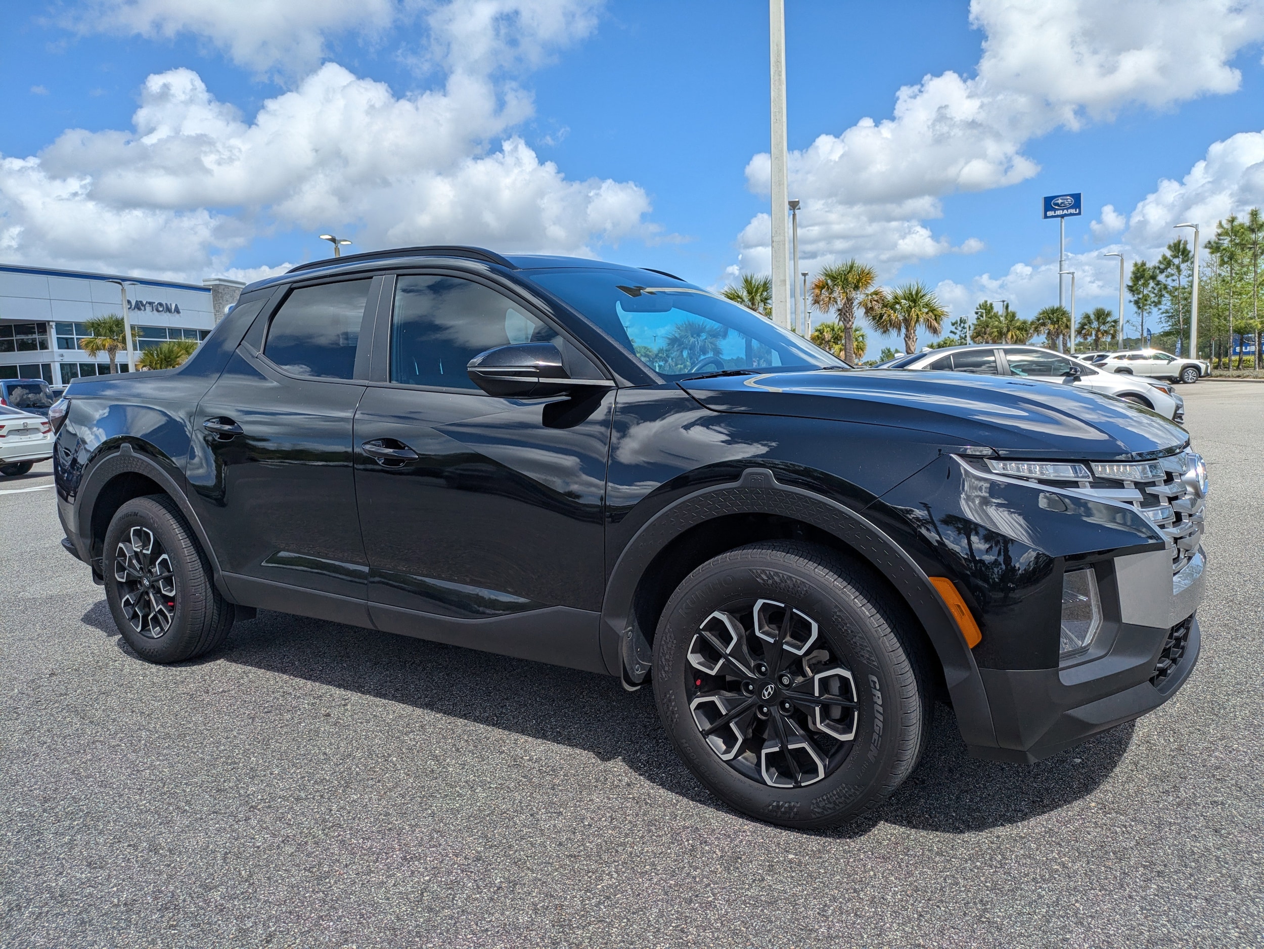 Used 2023 Hyundai Santa Cruz SEL Premium with VIN 5NTJDDAFXPH061227 for sale in Daytona Beach, FL