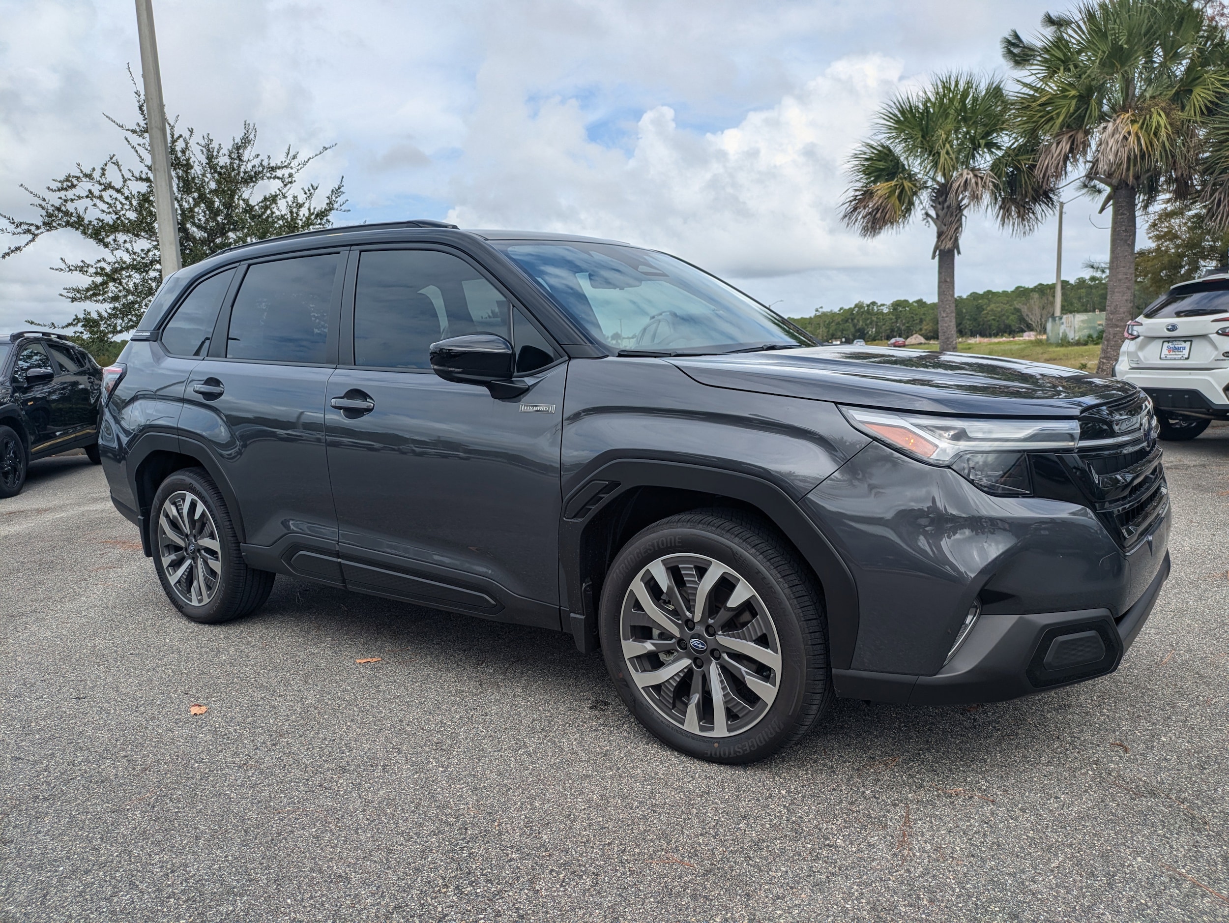 2025 Subaru Forester Touring's photo