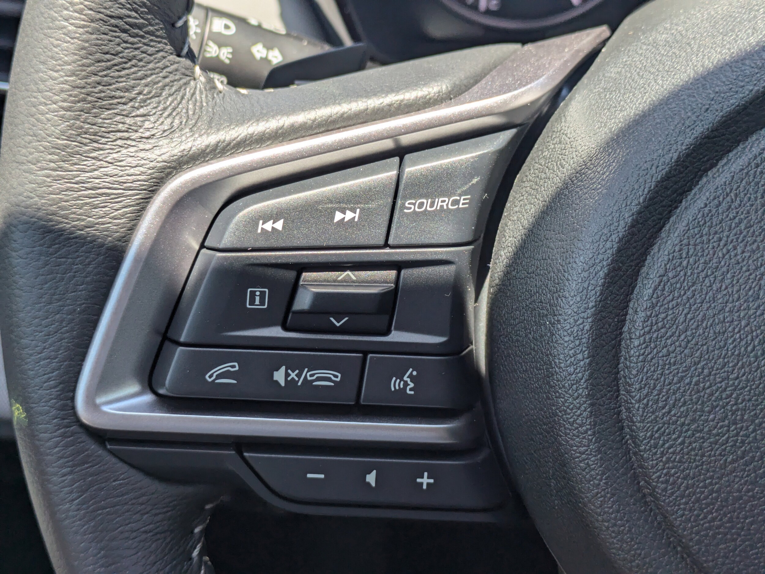 2025 Subaru Legacy Premium - Photo 23