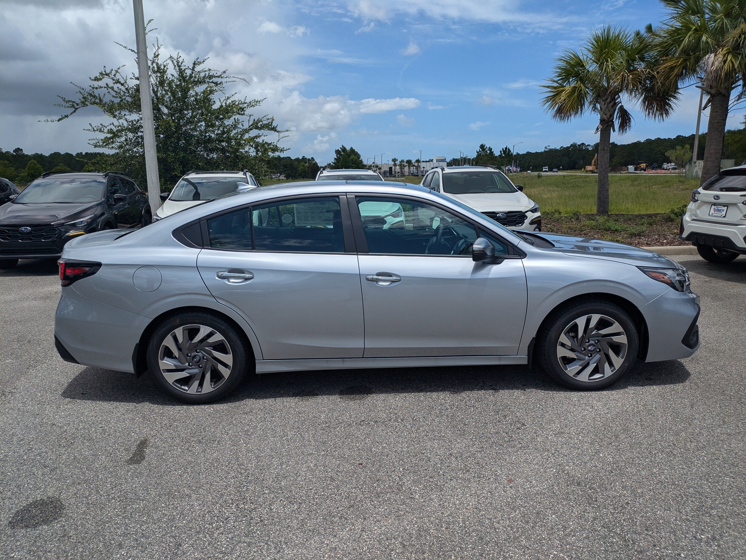 2025 Subaru Legacy Touring XT photo 2