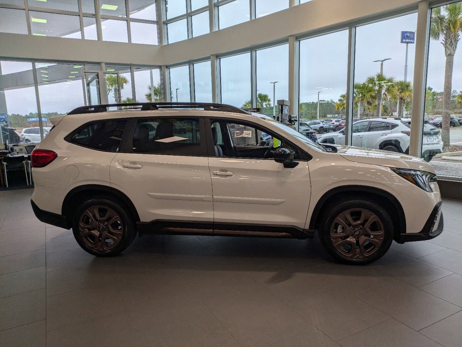 2025 Subaru Ascent Limited photo 2