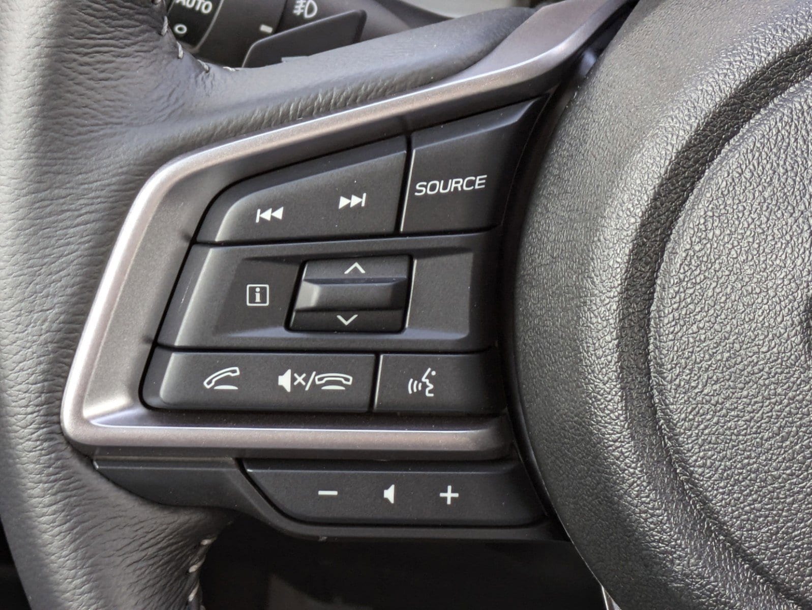 2025 Subaru Legacy Premium - Photo 23