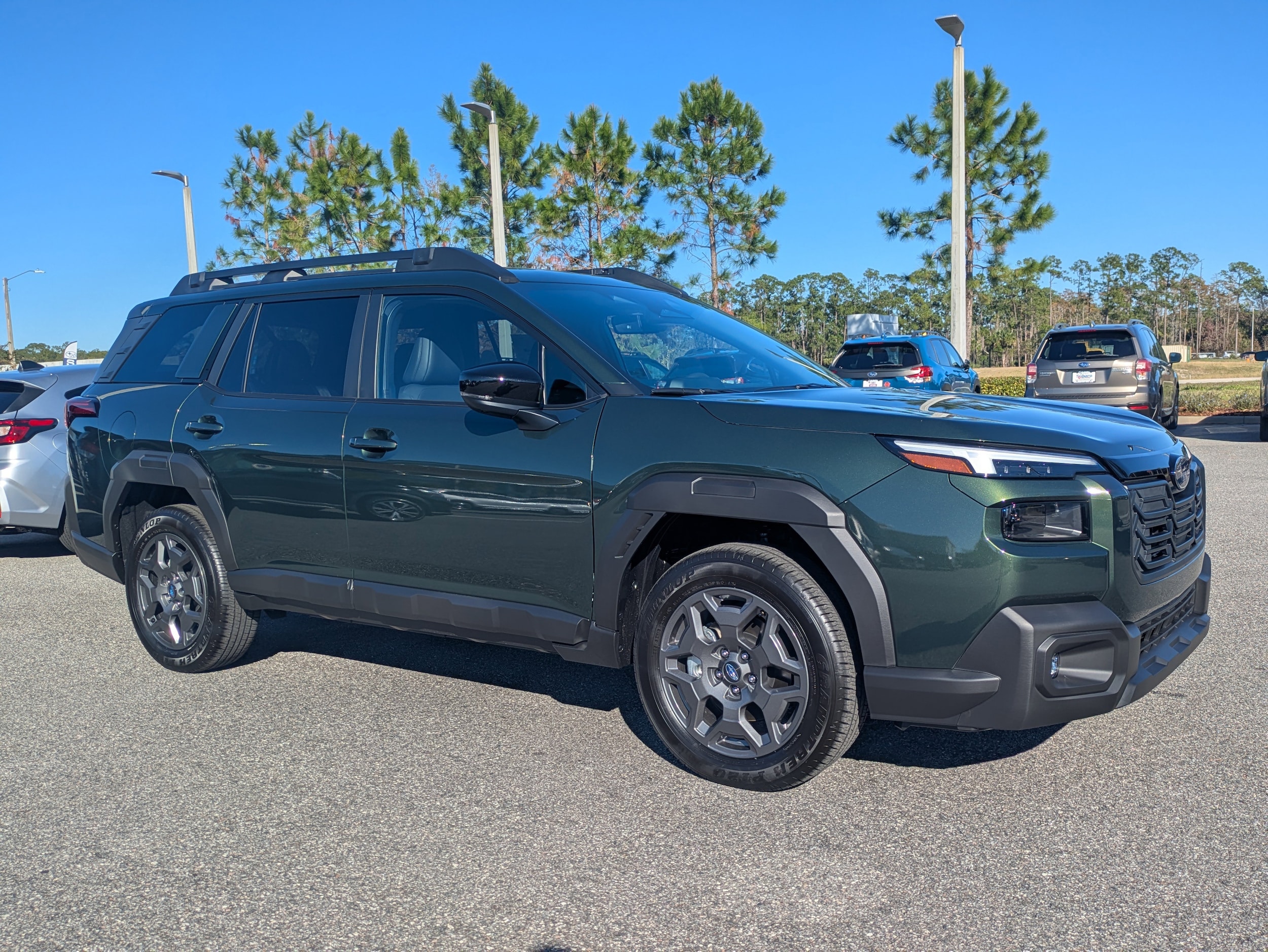 2026 Subaru Outback Premium's photo